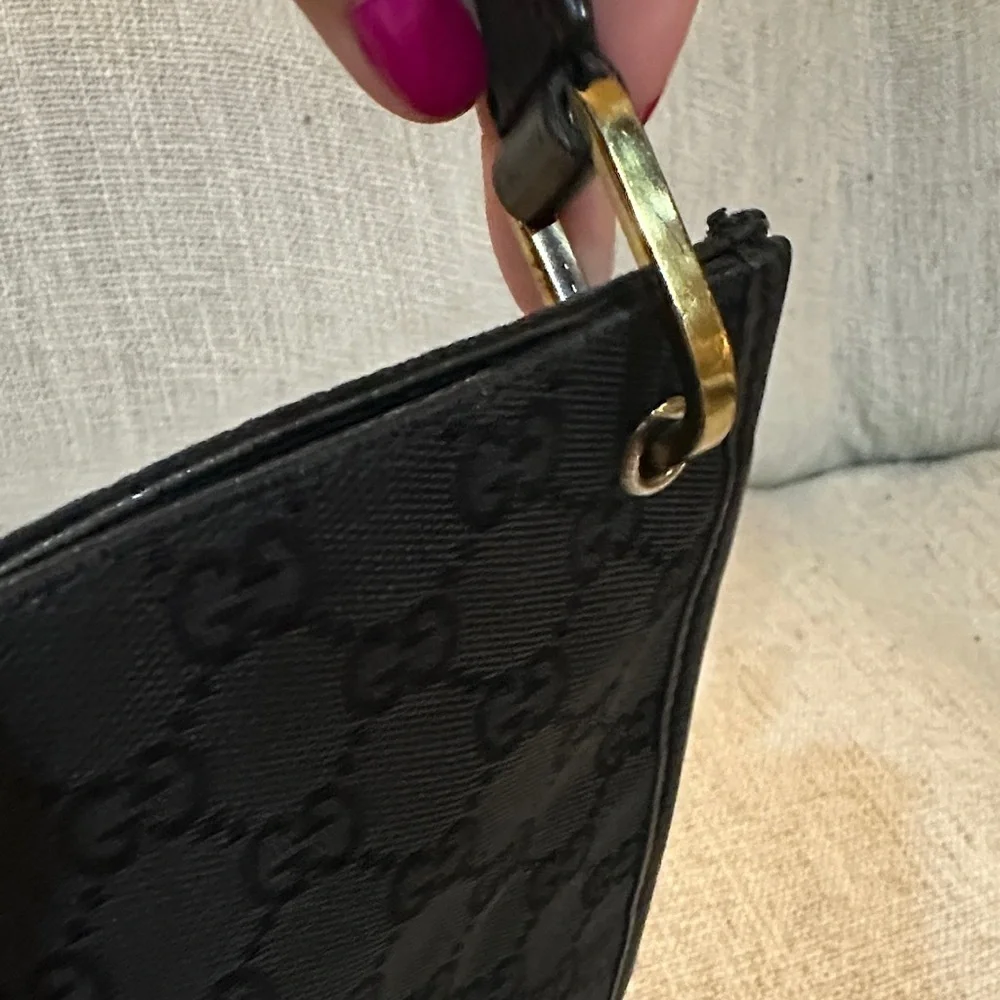 Gucci elegant authentic